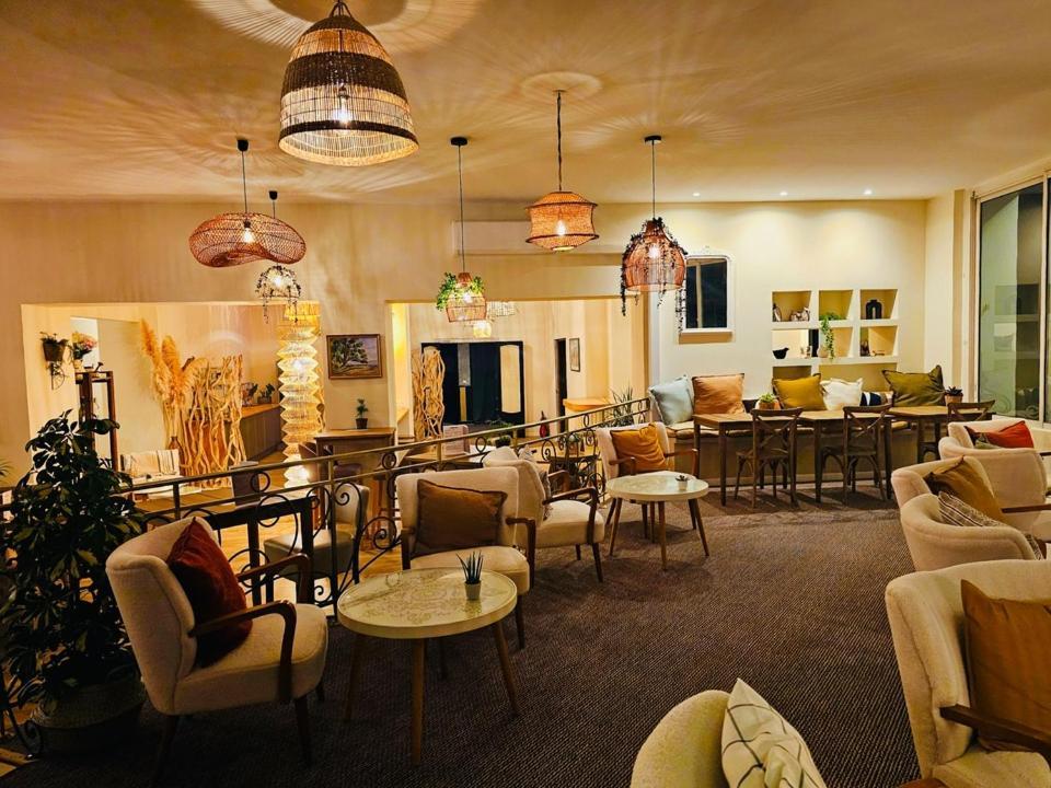 Adonis Sanary Grand Hotel Des Bains Buitenkant foto